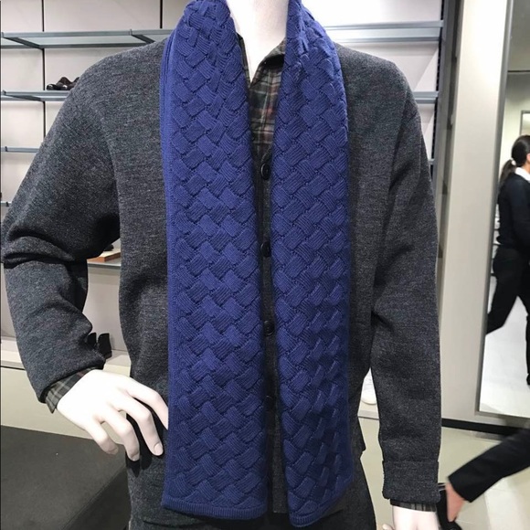 NWT Authentic Bottega Veneta 3D Knit Intriciato Wool Scarf 🧣 Navy - Picture 4 of 7